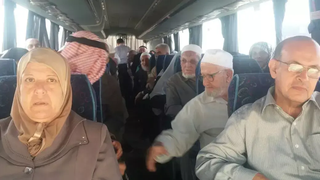תושבי עזה בדרכם אל הר הבית לרגל חג הקורבן תושבי עזה בדרכם אל הר הבית לרגל חג הקורבן