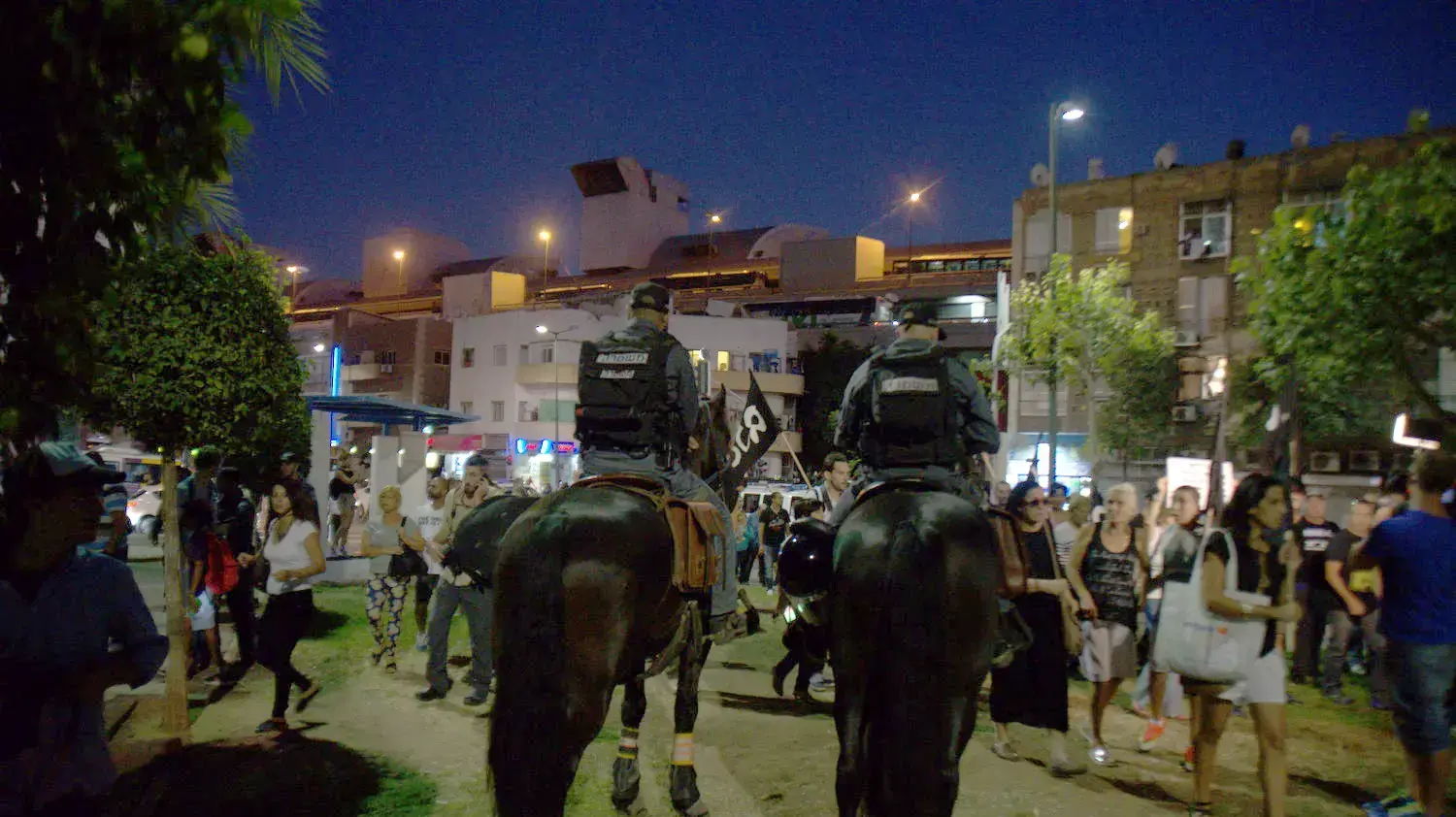 הפגנה נגד מבקשי המקלט בדרום תל אביב, אוקטובר 2014 הפגנה נגד מבקשי המקלט בדרום תל אביב, אוקטובר 2014