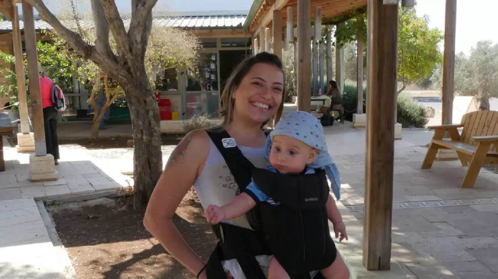 מטיילים בעתיקות ציפורי ביום הראשון של חג הסוכות מטיילים בעתיקות ציפורי ביום הראשון של חג הסוכות