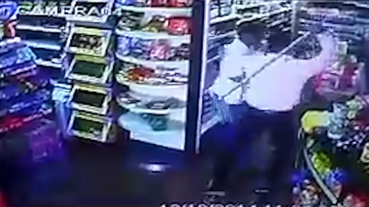 תיעוד תקיפה על רקע גזעני של ערבי בירושלים תיעוד תקיפה על רקע גזעני של ערבי בירושלים