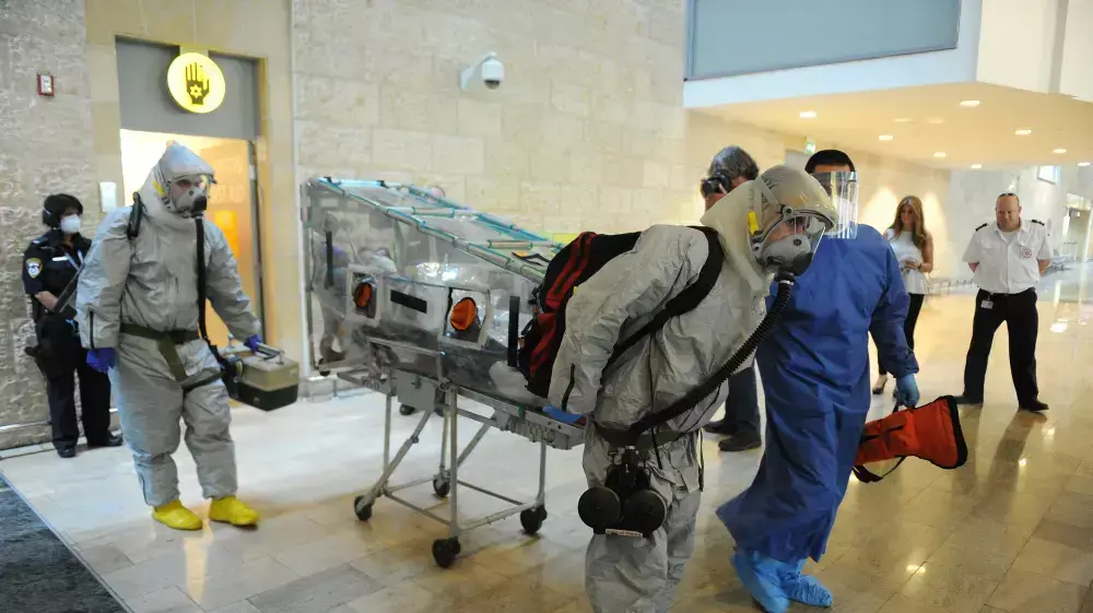תרגיל היערכות למגיפת האבולה בנמל התעופה בן גוריון 17.10.2014 תרגיל היערכות למגיפת האבולה בנמל התעופה בן גוריון 17.10.2014