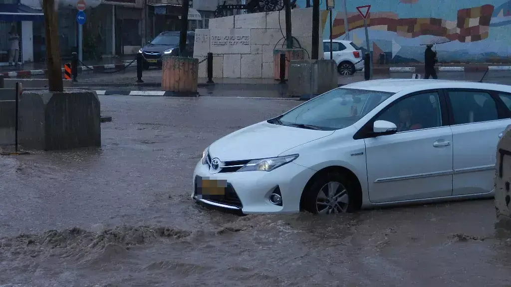 שיטפונות בטבריה שיטפונות בטבריה