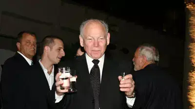 נתן וולוך