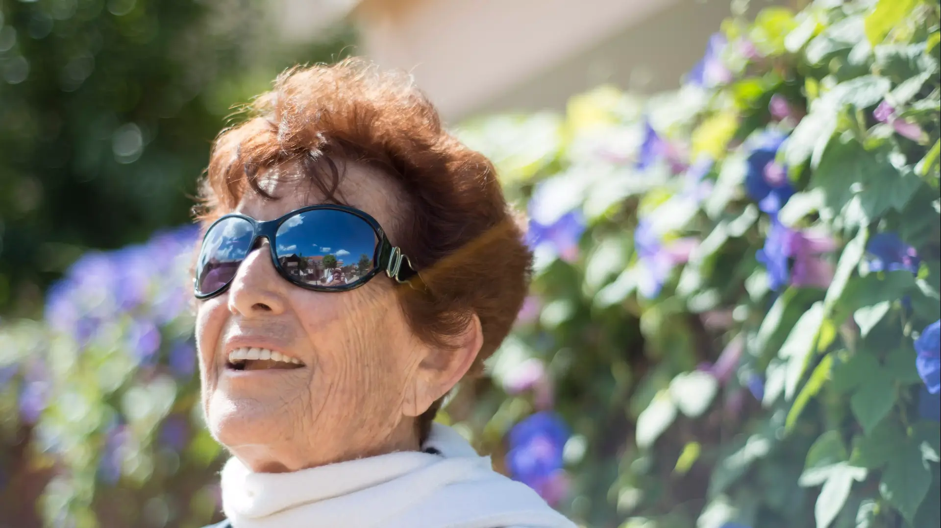 תמי בן יעקב זמרת הגבעטרון תמי בן יעקב זמרת הגבעטרון