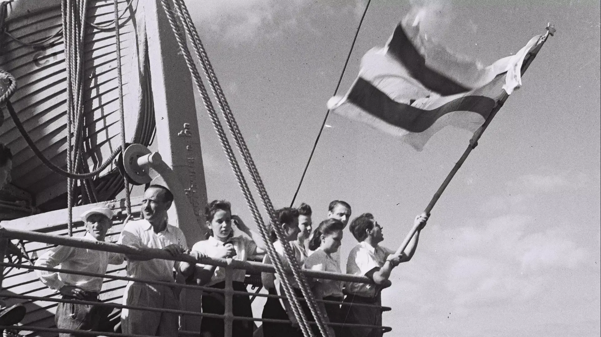 אוניית מעפילים