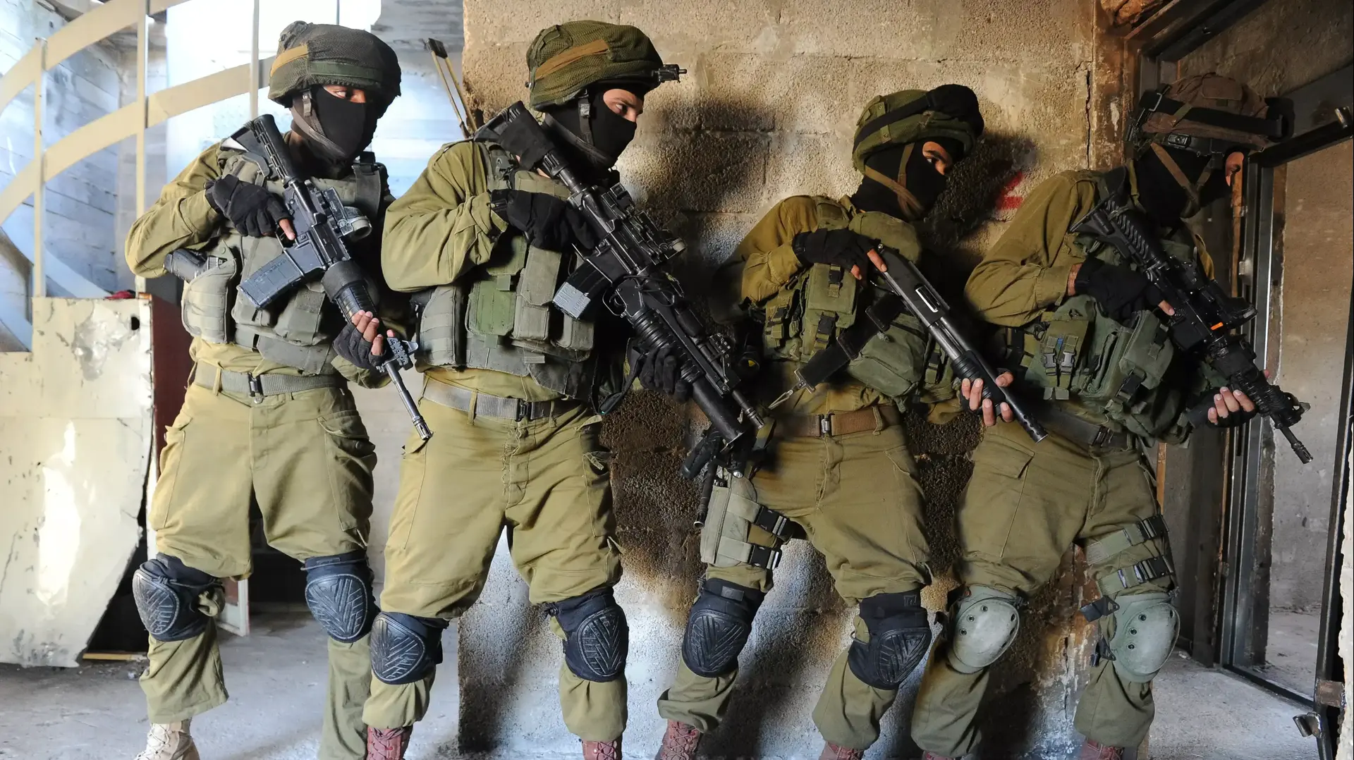 חיילי לוט"ר במהלך אימון. אוקטובר 2014
