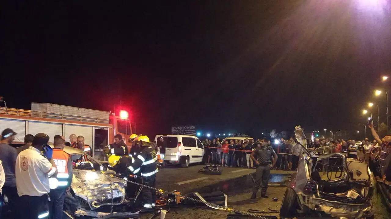 שני הרוגים בתאונה סמוך לטייבה 24 באוקטובר 2014 שני הרוגים בתאונה סמוך לטייבה 24 באוקטובר 2014