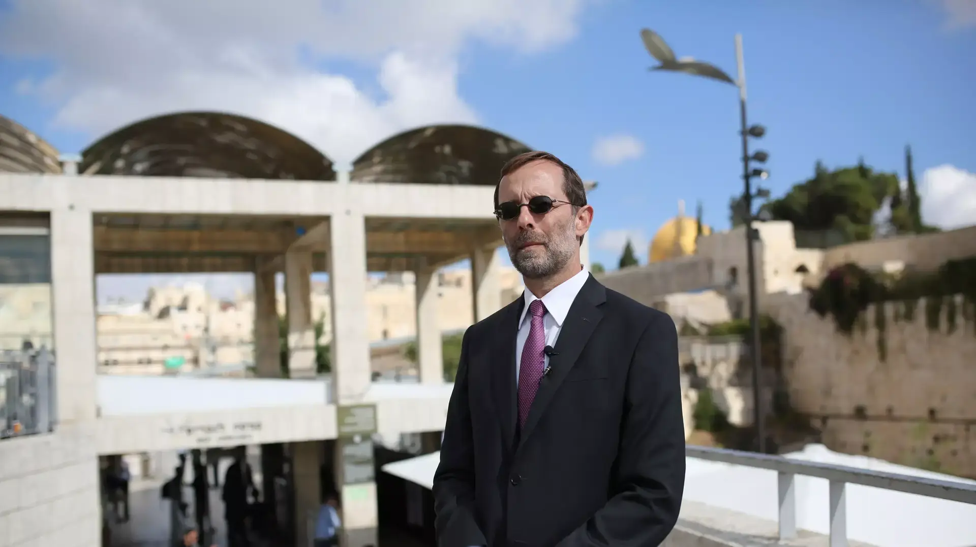 ח"כ משה פייגלין ליד הר הבית בירושלים, אוקטובר 2014 ח"כ משה פייגלין ליד הר הבית בירושלים, אוקטובר 2014