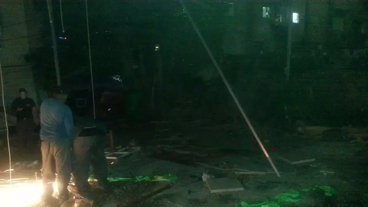 תרופות, בלוני גז גנובים ובשר שמקורו לא ידוע נתפסו בדרום תל אביב אוקטובר 2014 תרופות, בלוני גז גנובים ובשר שמקורו לא ידוע נתפסו בדרום תל אביב אוקטובר 2014