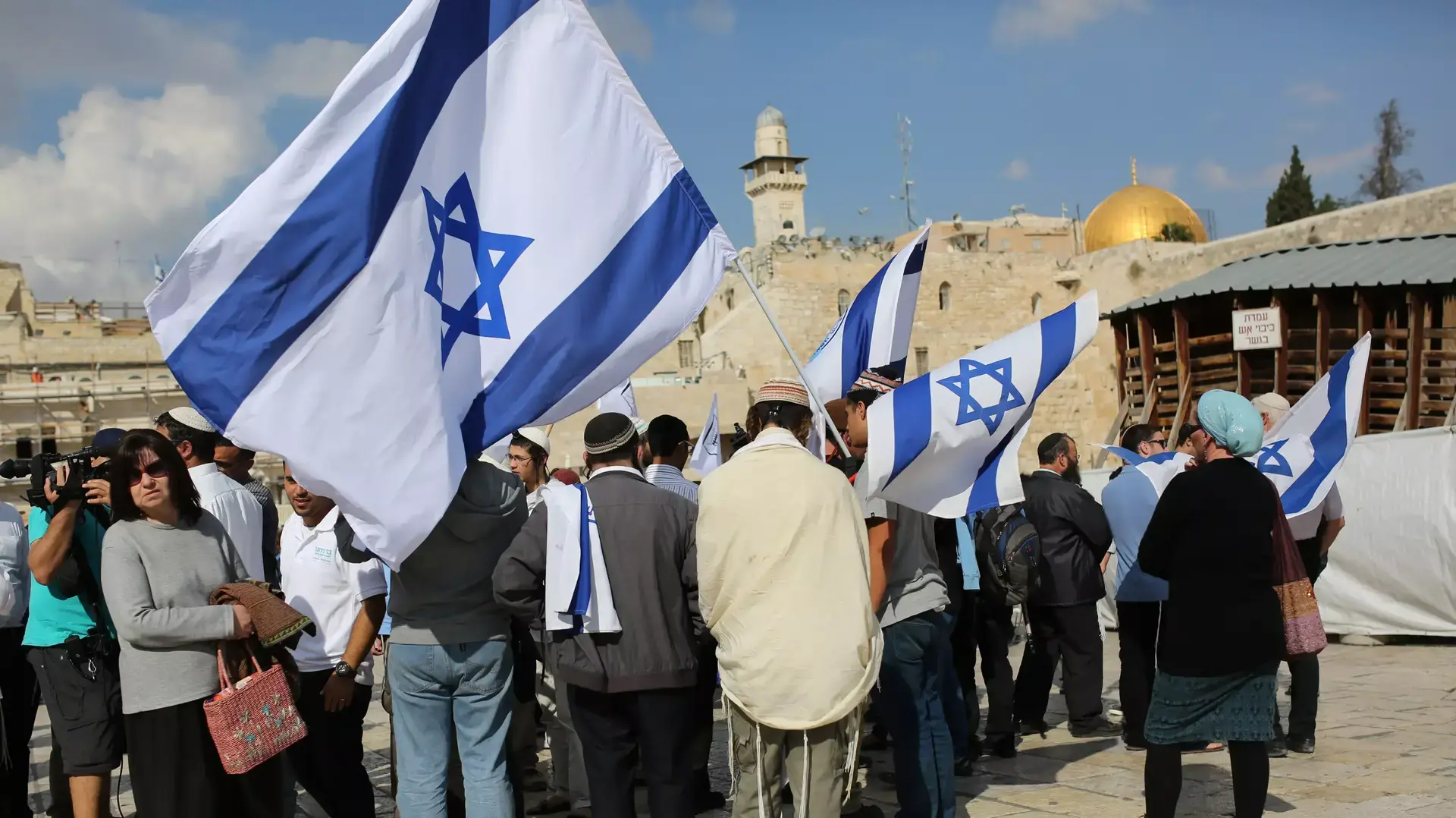 כוחות הביטחון מונעים ממפגינים להיכנס להר הבית, ירושלים כוחות הביטחון מונעים ממפגינים להיכנס להר הבית, ירושלים
