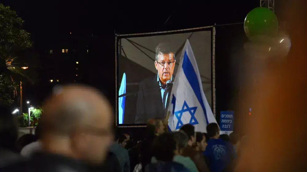יובל רבין נואם בעצרת ה-19 לזכר אביו, ראש הממשלה יצחק רבין, 1 בנובמבר 2014 יובל רבין נואם בעצרת ה-19 לזכר אביו, ראש הממשלה יצחק רבין, 1 בנובמבר 2014