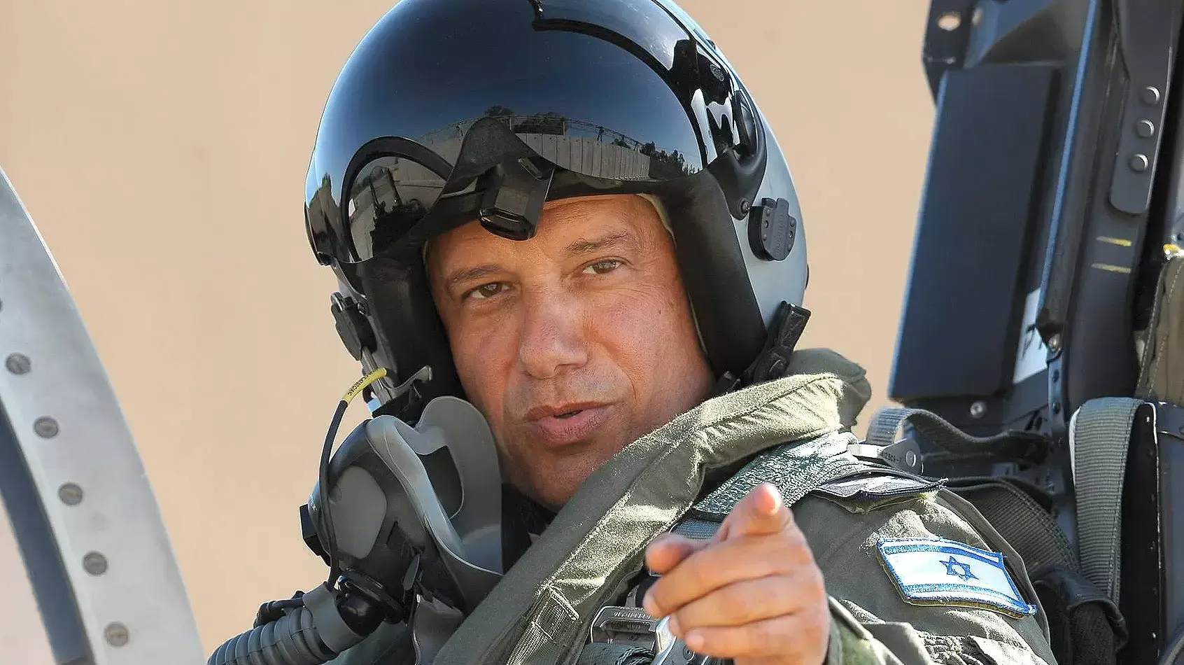 אלוף אמיר אשל לשעבר מפקד חיל אוויר, 17.04.12 אלוף אמיר אשל לשעבר מפקד חיל אוויר, 17.04.12