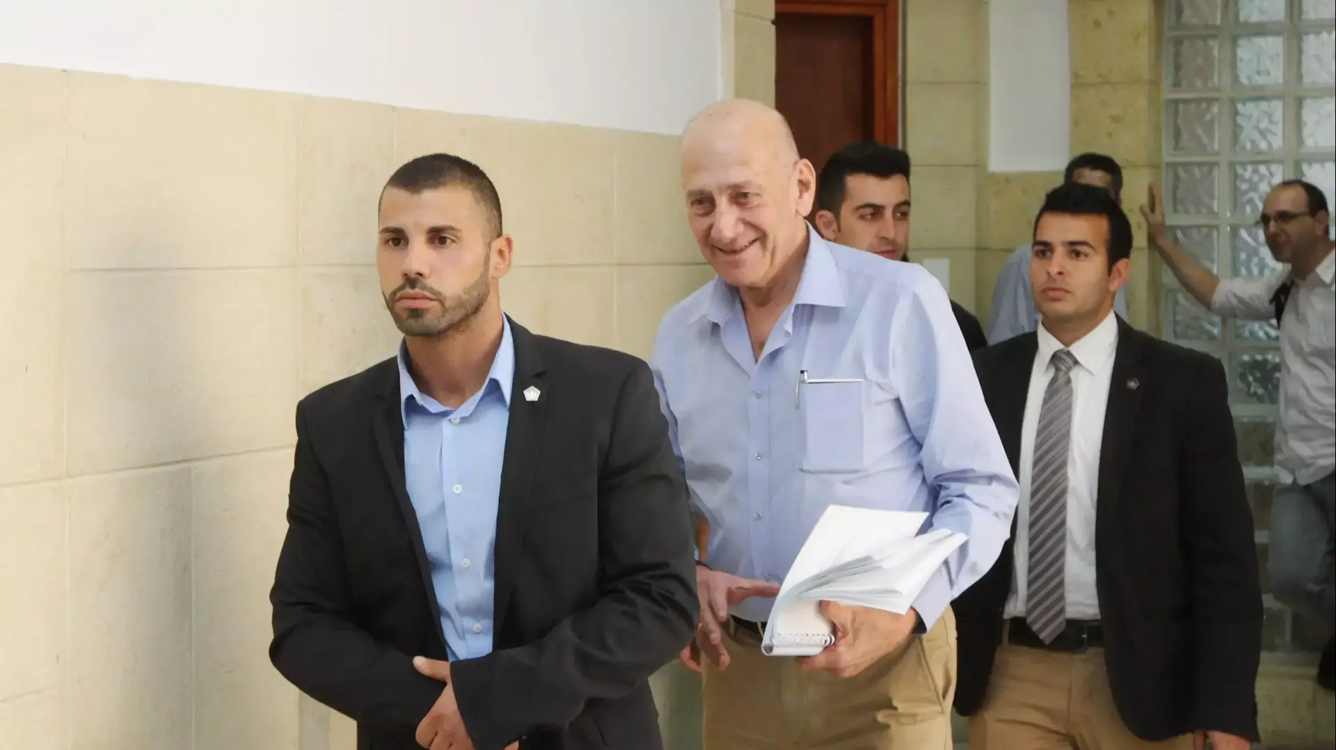 אהוד אולמרט מגיע לשמוע את עדות שולה זקן בתיק טלנסקי, בית משפט המחוזי ירושלים אהוד אולמרט מגיע לשמוע את עדות שולה זקן בתיק טלנסקי, בית משפט המחוזי ירושלים
