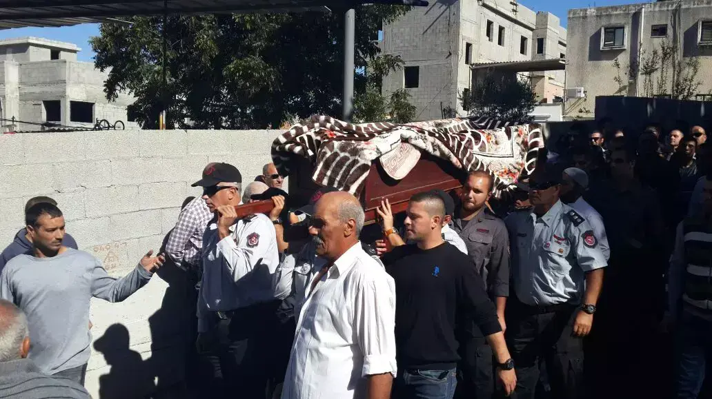 הלווייתו של סאמר עסלי, הכבאי שנהרג בדליפת האמוניה, בכפר קרע הלווייתו של סאמר עסלי, הכבאי שנהרג בדליפת האמוניה, בכפר קרע