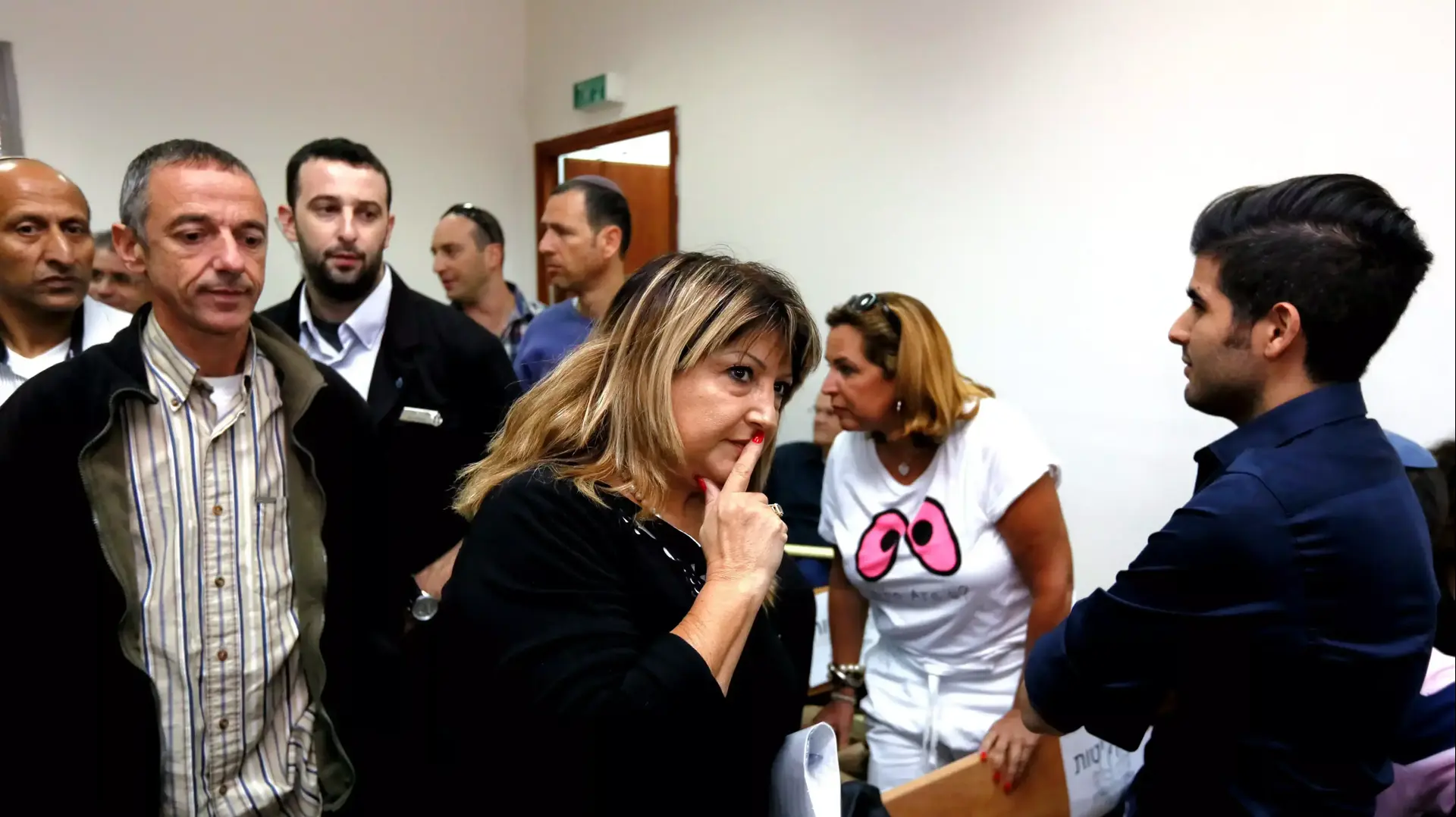 שולה זקן בבית המשפט המחוזי, ירושלים שולה זקן בבית המשפט המחוזי, ירושלים