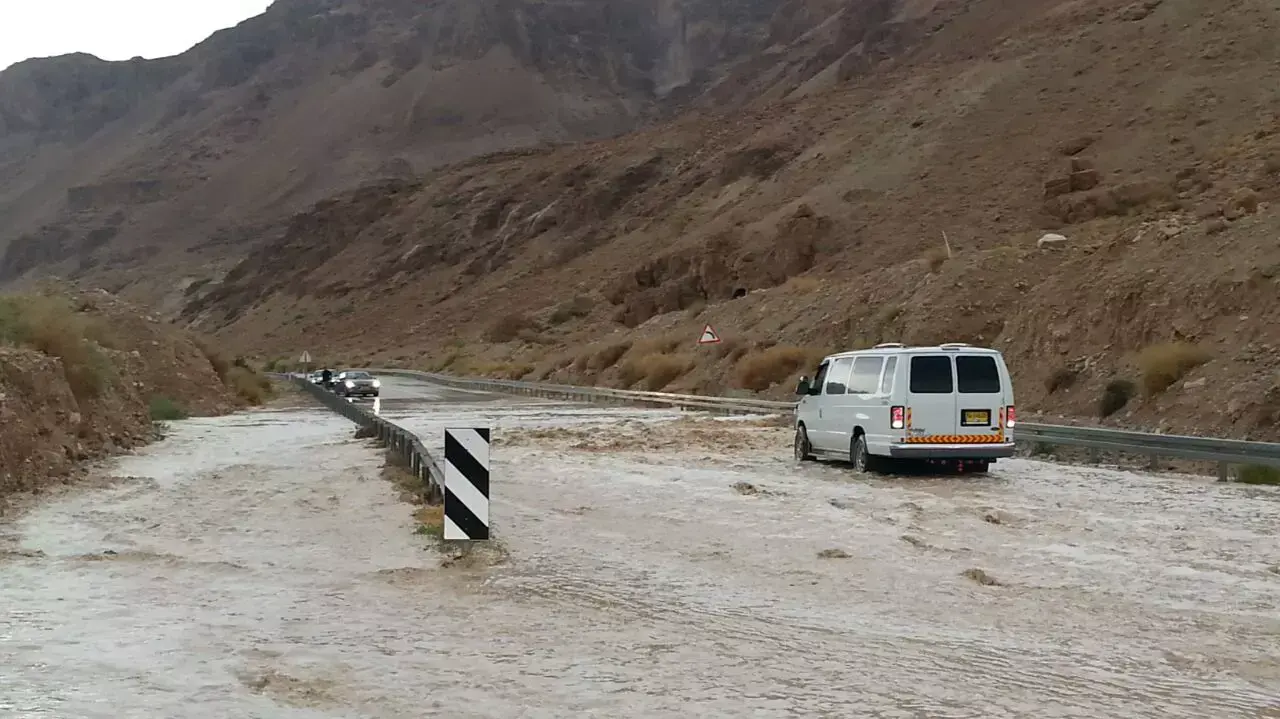 הצפות דרומית לקלי"ה סמוך לים המלח, נובמבר 2014 הצפות דרומית לקלי"ה סמוך לים המלח, נובמבר 2014