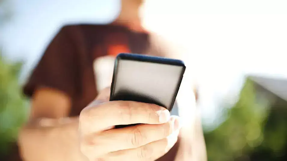 סלולרי והולכי רגל