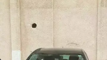 מכוניתו של השייח סמיר עאסי שהושחתה הלילה בעכו, נובמבר 2014 מכוניתו של השייח סמיר עאסי שהושחתה הלילה בעכו, נובמבר 2014
