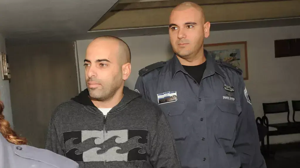 אוהד הפועל תל אביב אלרואי ידעי (פואד) אוהד הפועל תל אביב אלרואי ידעי (פואד)