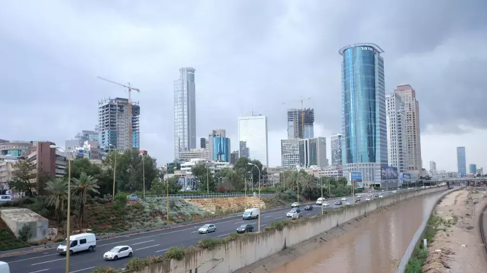 גשם בנתיבי איילון ה-26 בנובמבר 2014 גשם בנתיבי איילון ה-26 בנובמבר 2014