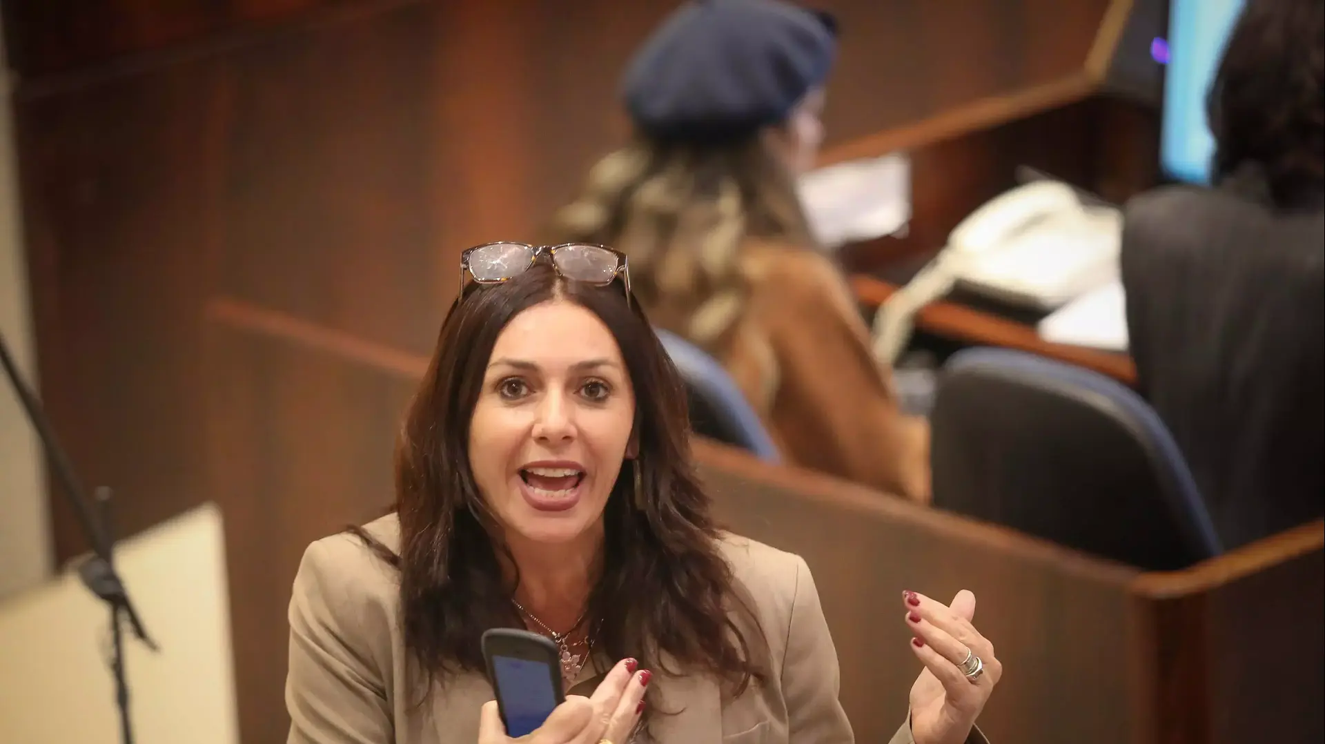 ח"כ מירי רגב במליאת הכנסת לפני קריאה ראשונה של חוק פיזור הכנסת ח"כ מירי רגב במליאת הכנסת לפני קריאה ראשונה של חוק פיזור הכנסת