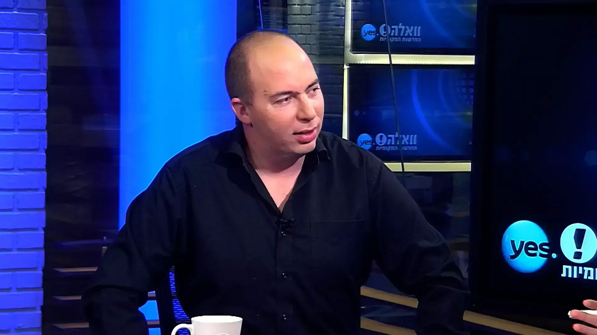נאג' חמאדי באולפן