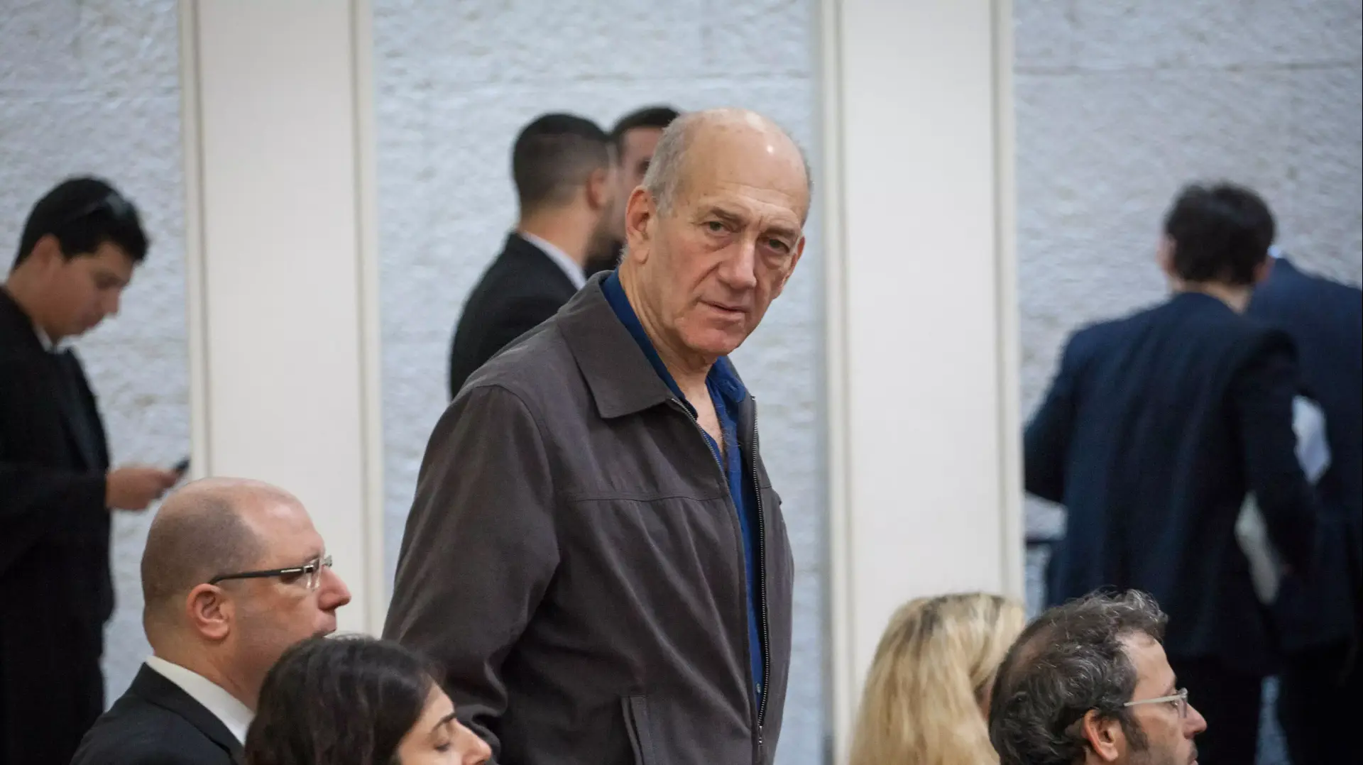 אהוד אולמרט בערעור בפרשת הולילנד בבית המשפט העליון, דצמבר 2014 אהוד אולמרט בערעור בפרשת הולילנד בבית המשפט העליון, דצמבר 2014