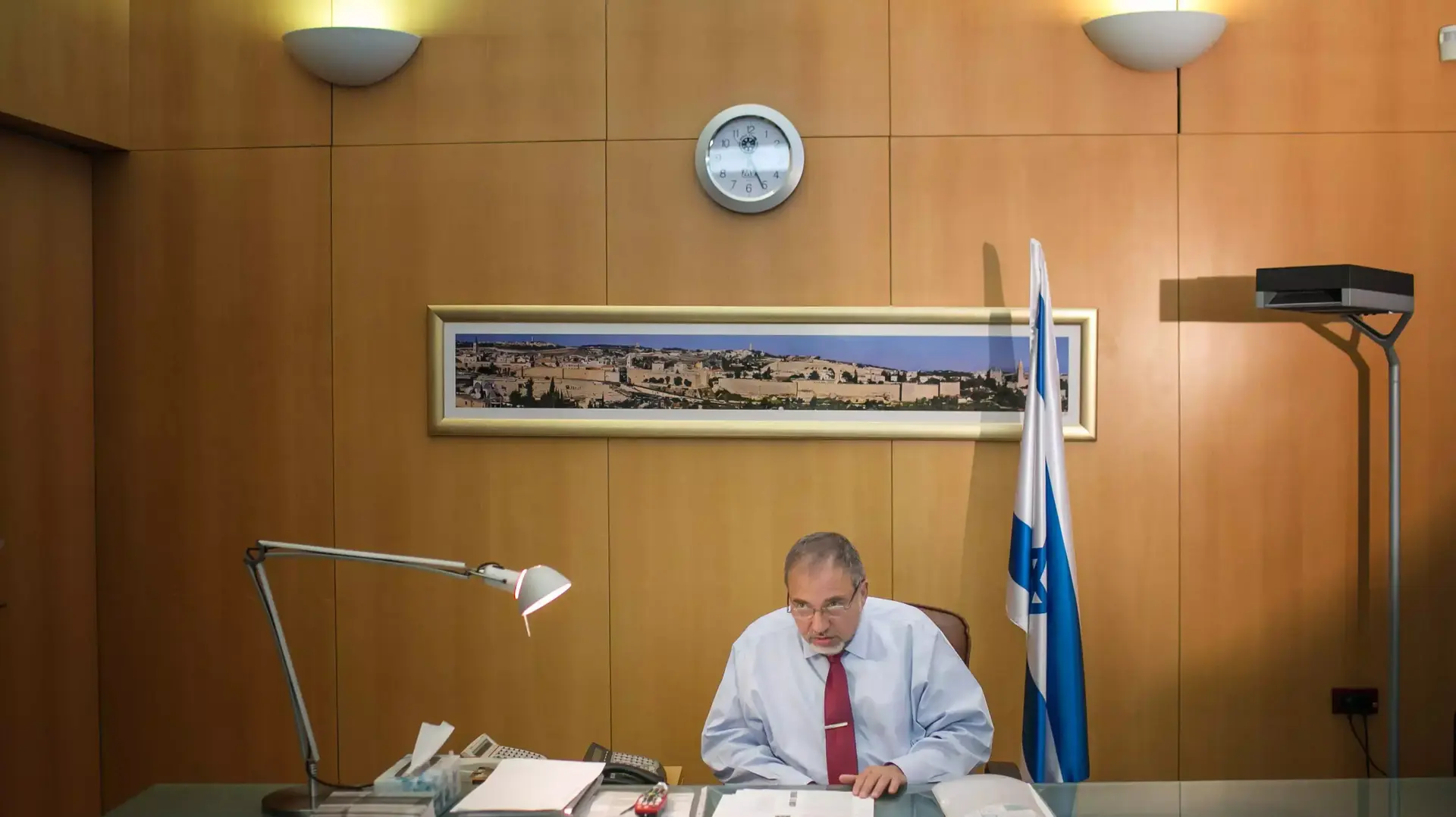 שר החוץ אביגדור ליברמן בראיון לוואלה! חדשות