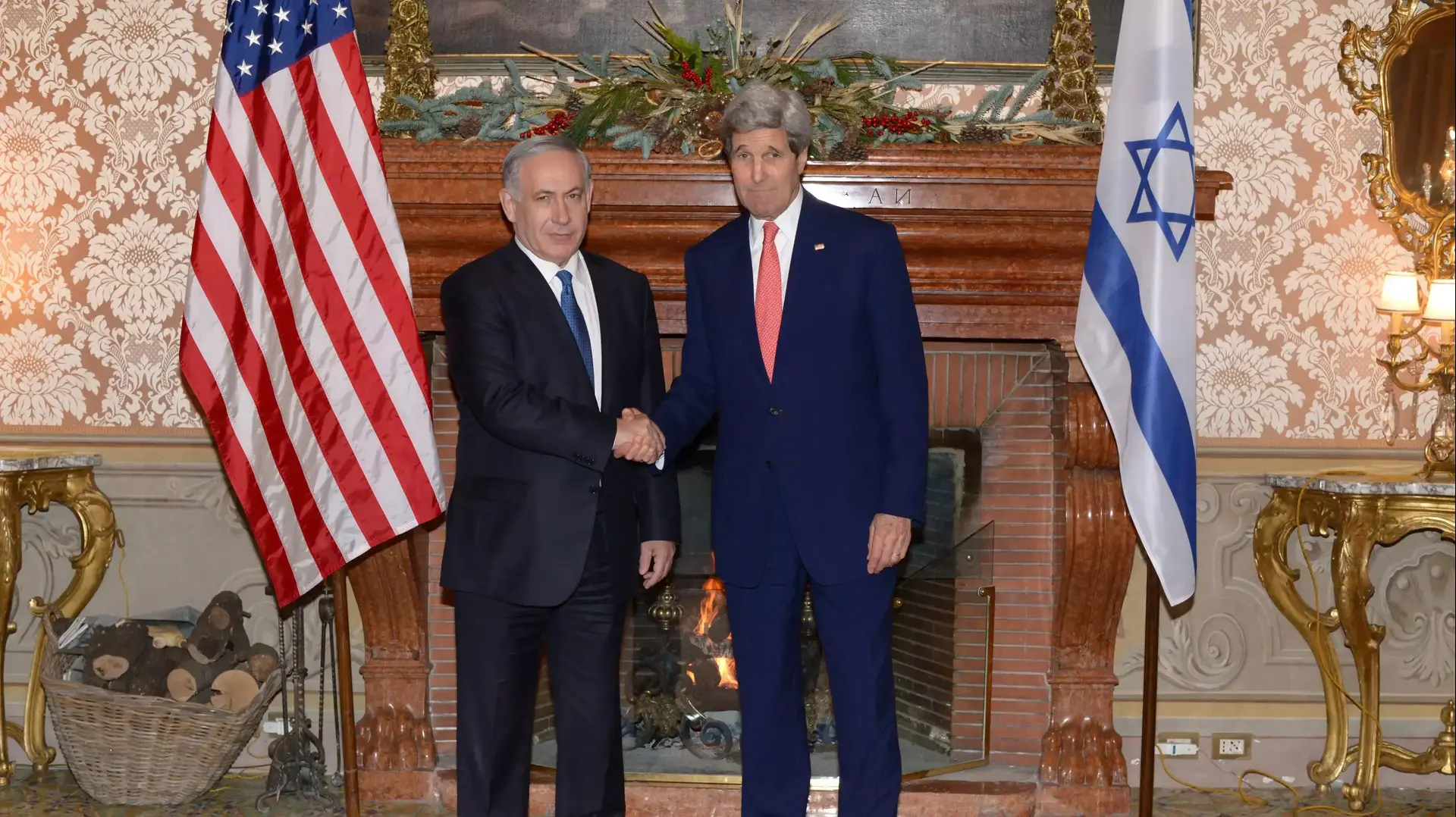 פגישת ראש הממשלה בנימין נתניהו עם מזכיר האמריקאי ג'ון קרי ברומא פגישת ראש הממשלה בנימין נתניהו עם מזכיר האמריקאי ג'ון קרי ברומא