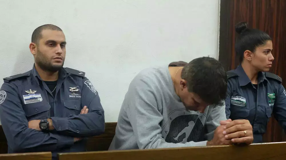 עופר צברי מובא להארכת מעצר נוספת בבית משפט השלום, תל אביב עופר צברי מובא להארכת מעצר נוספת בבית משפט השלום, תל אביב