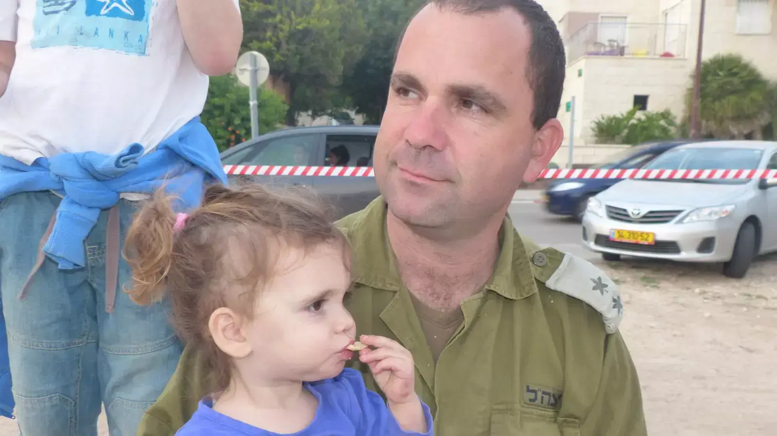 דולב קידר, שנהרג במבצע "צוק איתן", ומשפחתו דולב קידר, שנהרג במבצע "צוק איתן", ומשפחתו