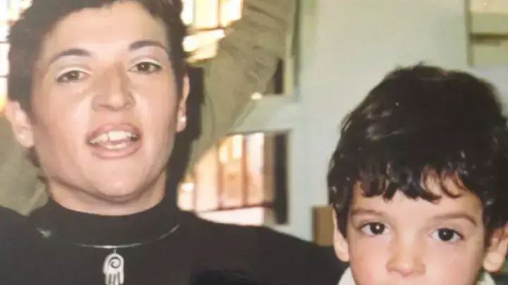 הילד דותן אבו-עזרן ואמו אתי אבו-עזרא הילד דותן אבו-עזרן ואמו אתי אבו-עזרא