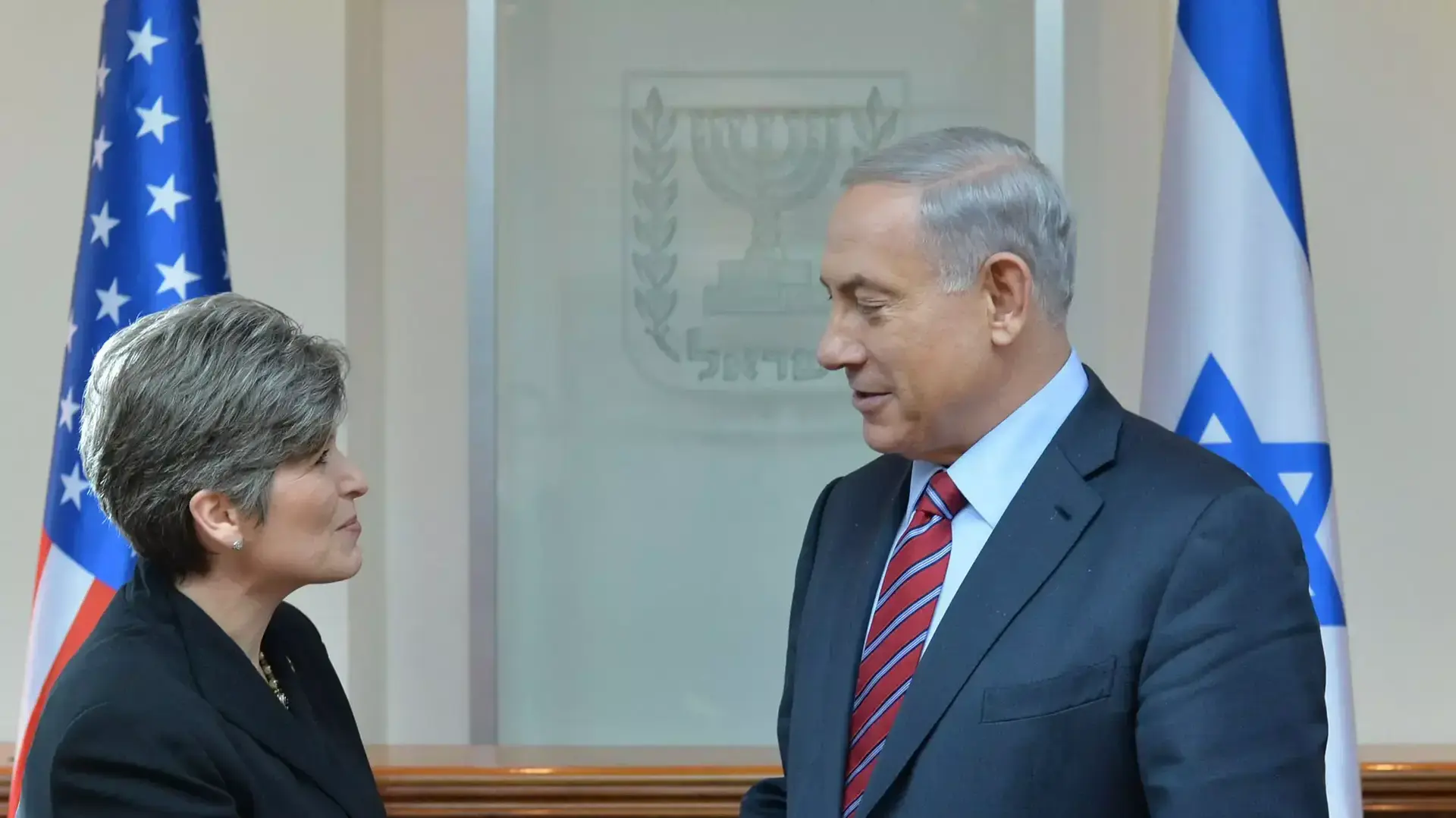 פגישת רה"מ עם הסנאטורית ג'וני ארנסט ירושלים, 17 בדצמבר 2014 פגישת רה"מ עם הסנאטורית ג'וני ארנסט ירושלים, 17 בדצמבר 2014