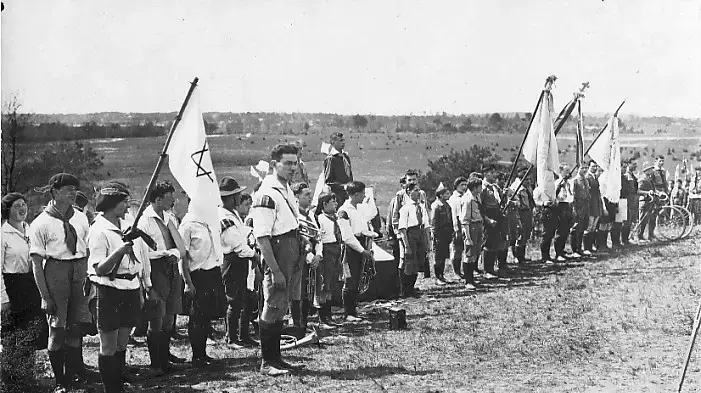קן השומר הצעיר בוורשה בין השנים 1917-1927