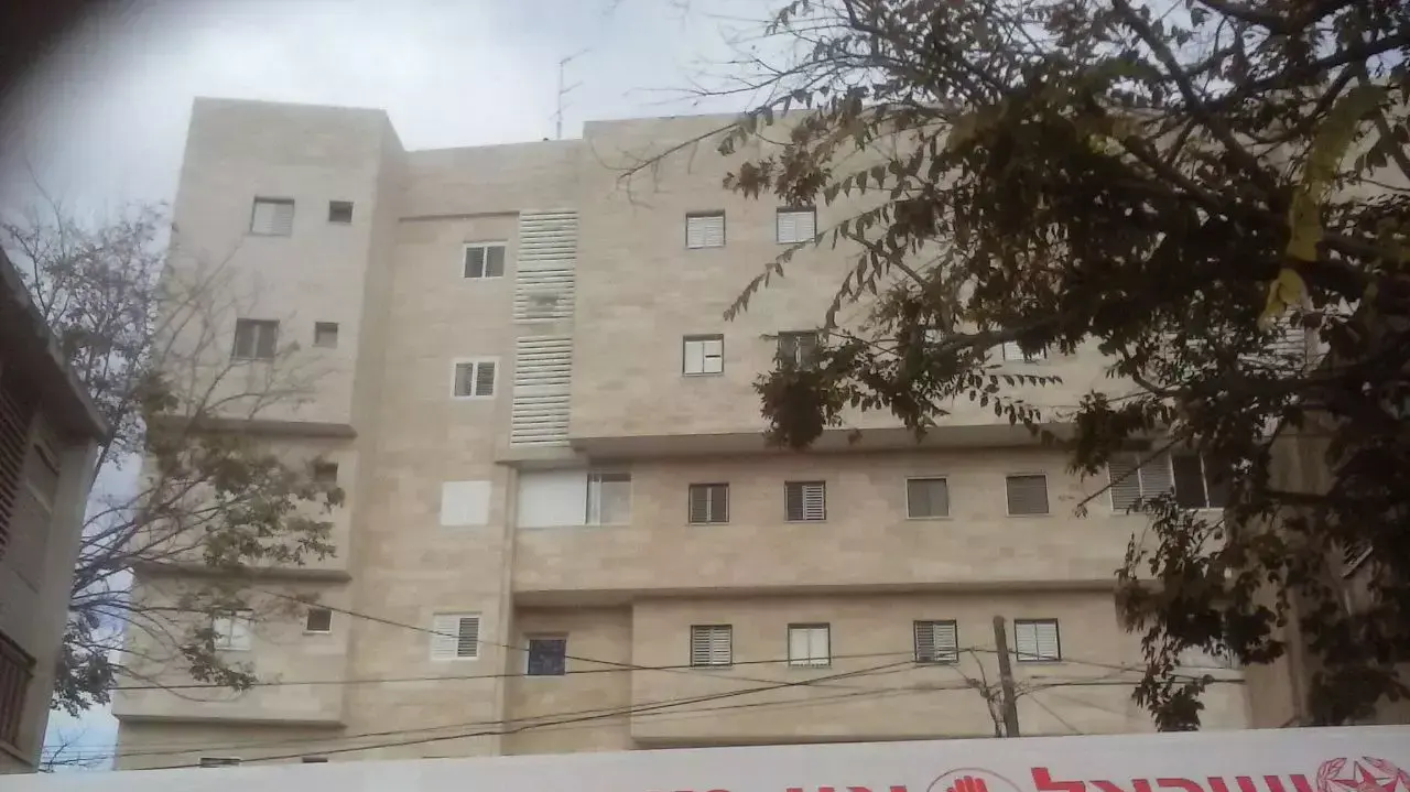 מטען חבלה הותר בחניון תת קרקעי בבניין מגורים בצפון תל אביב, דצמבר 2014 מטען חבלה הותר בחניון תת קרקעי בבניין מגורים בצפון תל אביב, דצמבר 2014