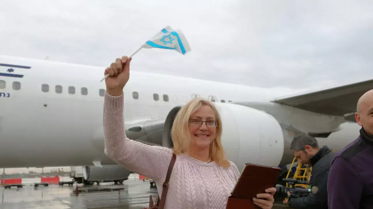 עולים מאוקראינה נחתו היום בנתב"ג, דצמבר 2014 עולים מאוקראינה נחתו היום בנתב"ג, דצמבר 2014