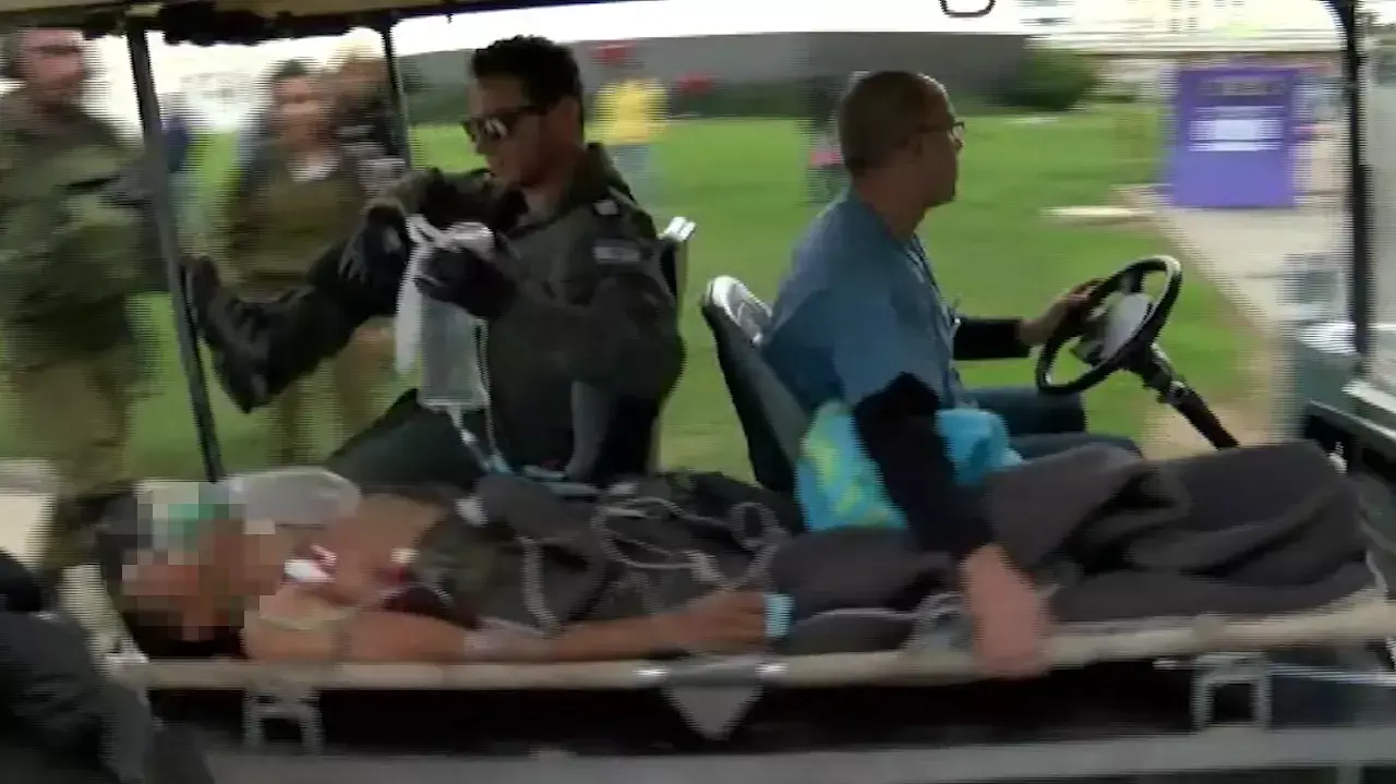 החייל הפצוע בתקרית הירי ברצועת עזה מפונה לבית החולים סורוקה, דצמבר 2014 החייל הפצוע בתקרית הירי ברצועת עזה מפונה לבית החולים סורוקה, דצמבר 2014