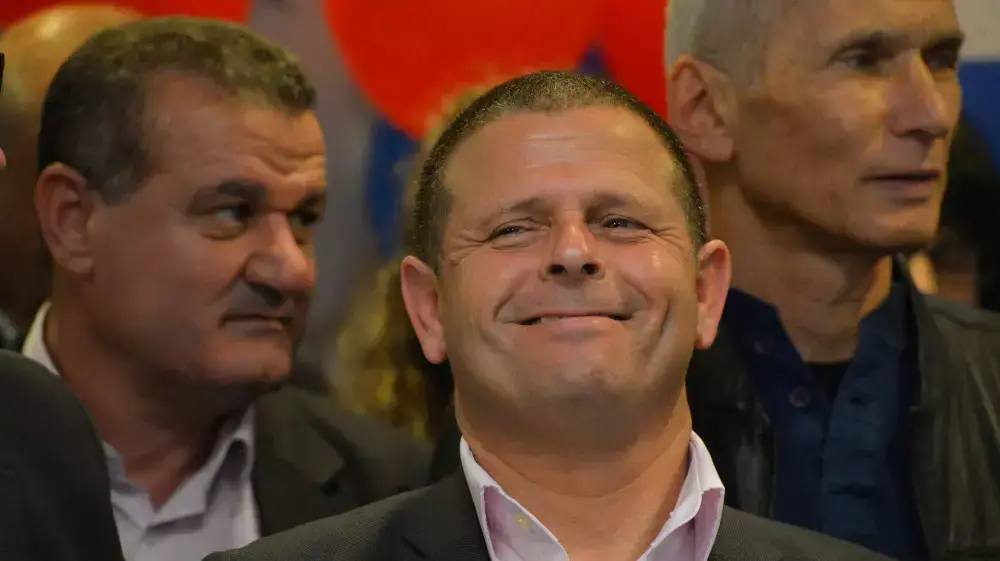 ח"כ איתן כבל בטקס חניכת המטה ביגאל אלון ח"כ איתן כבל בטקס חניכת המטה ביגאל אלון