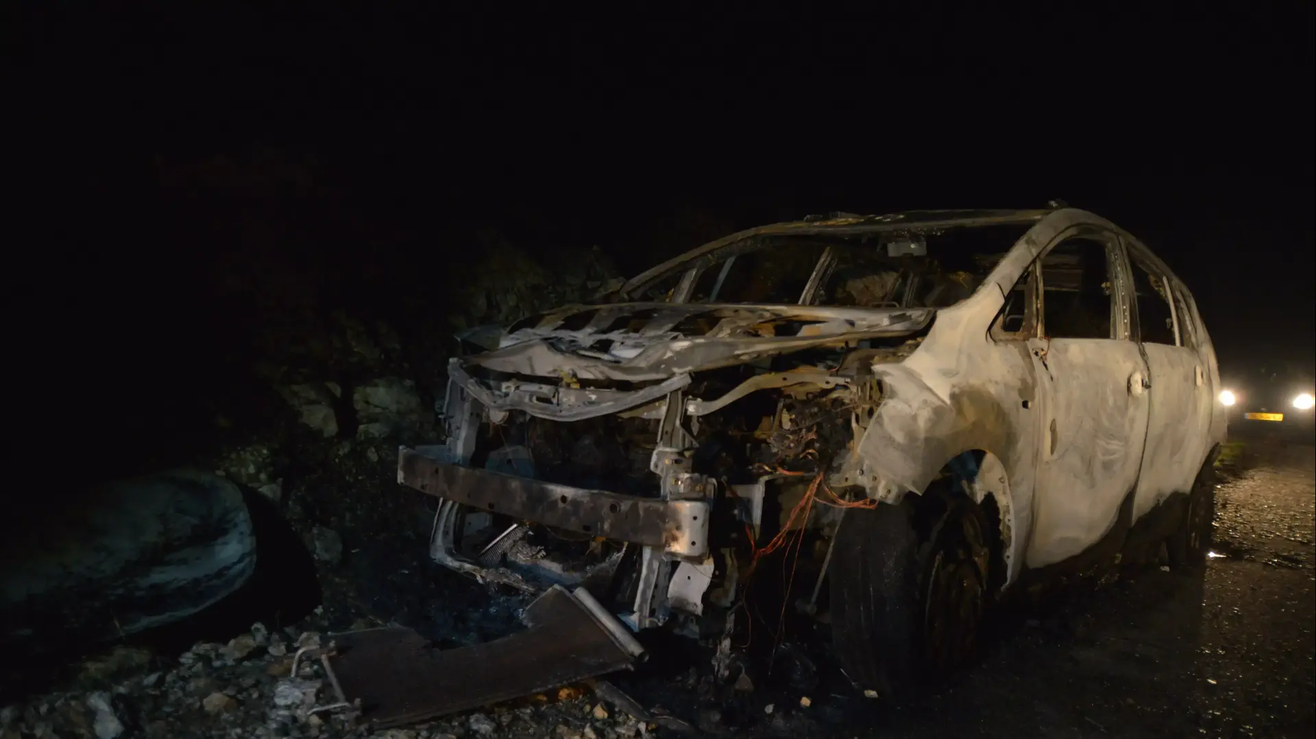 שני נפגעים מהשלכת בקבוק תבערה במעלה שומרון שני נפגעים מהשלכת בקבוק תבערה במעלה שומרון