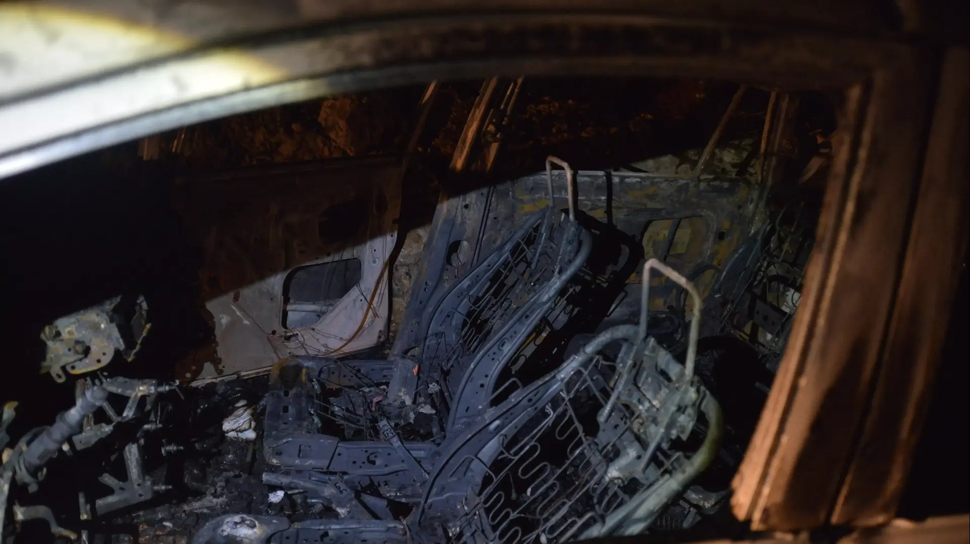 שני נפגעים מהשלכת בקבוק תבערה במעלה שומרון שני נפגעים מהשלכת בקבוק תבערה במעלה שומרון