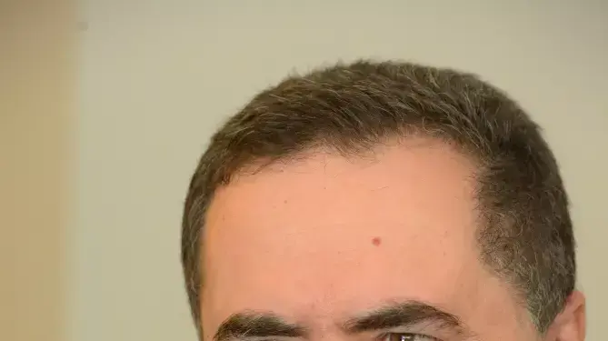 שר התחבורה ישראל כץ מצביע בפריימריז בליכוד שר התחבורה ישראל כץ מצביע בפריימריז בליכוד