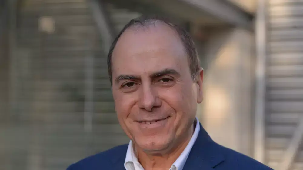השר לפיתוח הנגב הגליל האנרגיה והמים סילבן שלום מצביע בפריימריז בליכוד, גני התערוכה השר לפיתוח הנגב הגליל האנרגיה והמים סילבן שלום מצביע בפריימריז בליכוד, גני התערוכה