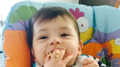צילומים לבלוג של נועה הנדין אמאלה אני אמא צילומים לבלוג של נועה הנדין אמאלה אני אמא