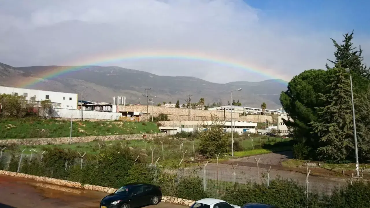 קשת בענן מעל כרמיאל, ינואר 2014 קשת בענן מעל כרמיאל, ינואר 2014