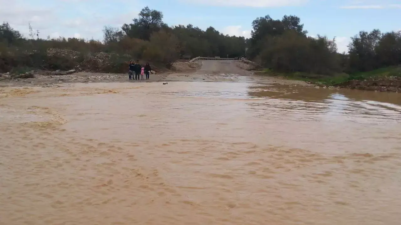 הצפות בנחל צאלים, 10 בינואר 2015 הצפות בנחל צאלים, 10 בינואר 2015