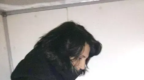 יהודים מסתתרים במקרר בזמן שהמחבלים נמצאים בסופר היפר כשר יהודים מסתתרים במקרר בזמן שהמחבלים נמצאים בסופר היפר כשר