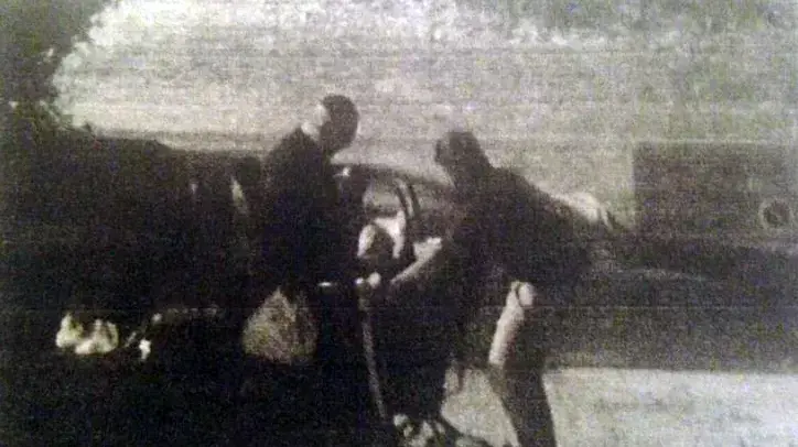 המהנדס אדי מכלוף עם בנו מסליק מטען חבלה המהנדס אדי מכלוף עם בנו מסליק מטען חבלה