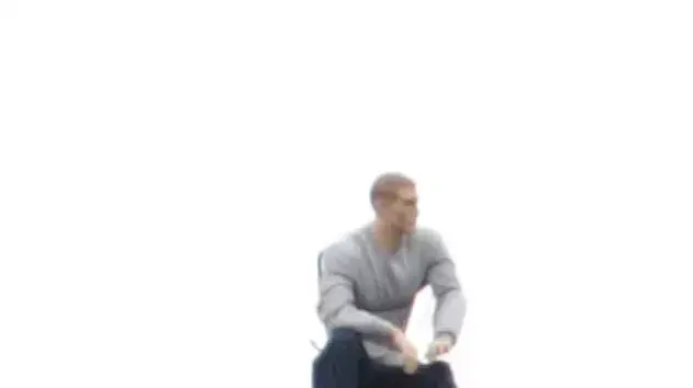 בובה על שלט חוצות בובה על שלט חוצות