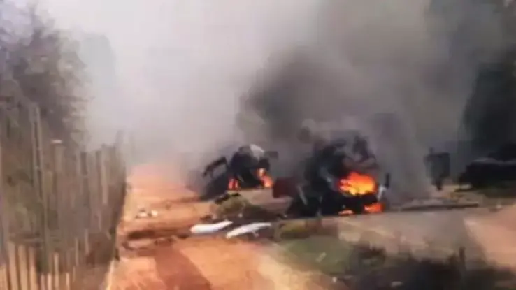 רכב צה"ל שנפגע מטיל נ"ט באזור הר דב, ינואר 2015 רכב צה"ל שנפגע מטיל נ"ט באזור הר דב, ינואר 2015