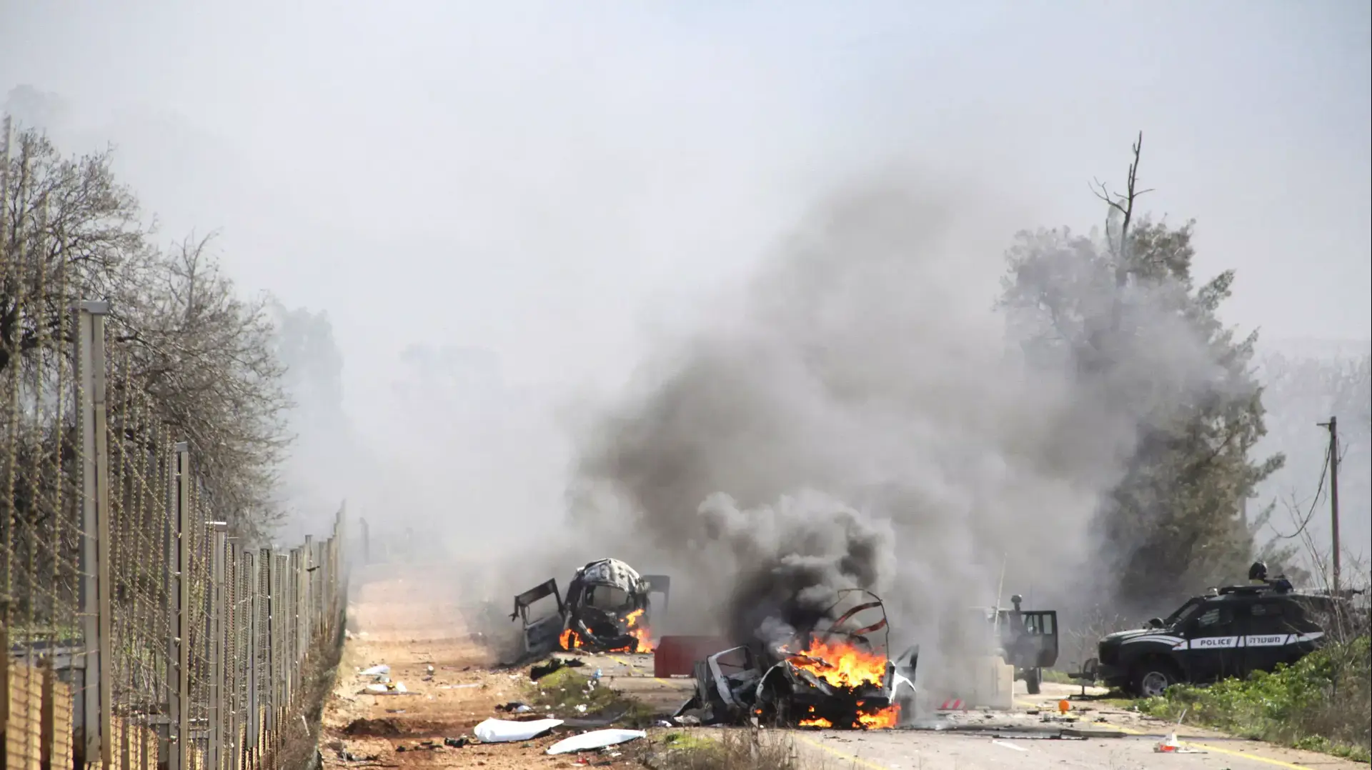 רכב צבאי נפגע מטיל נ"ט גזרת הר דב. ינואר 2015 רכב צבאי נפגע מטיל נ"ט גזרת הר דב. ינואר 2015